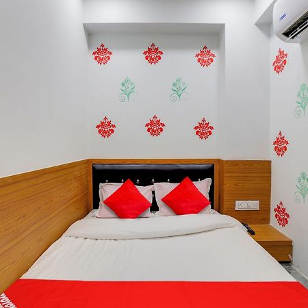 Hotel O Green City Surat Dış mekan fotoğraf