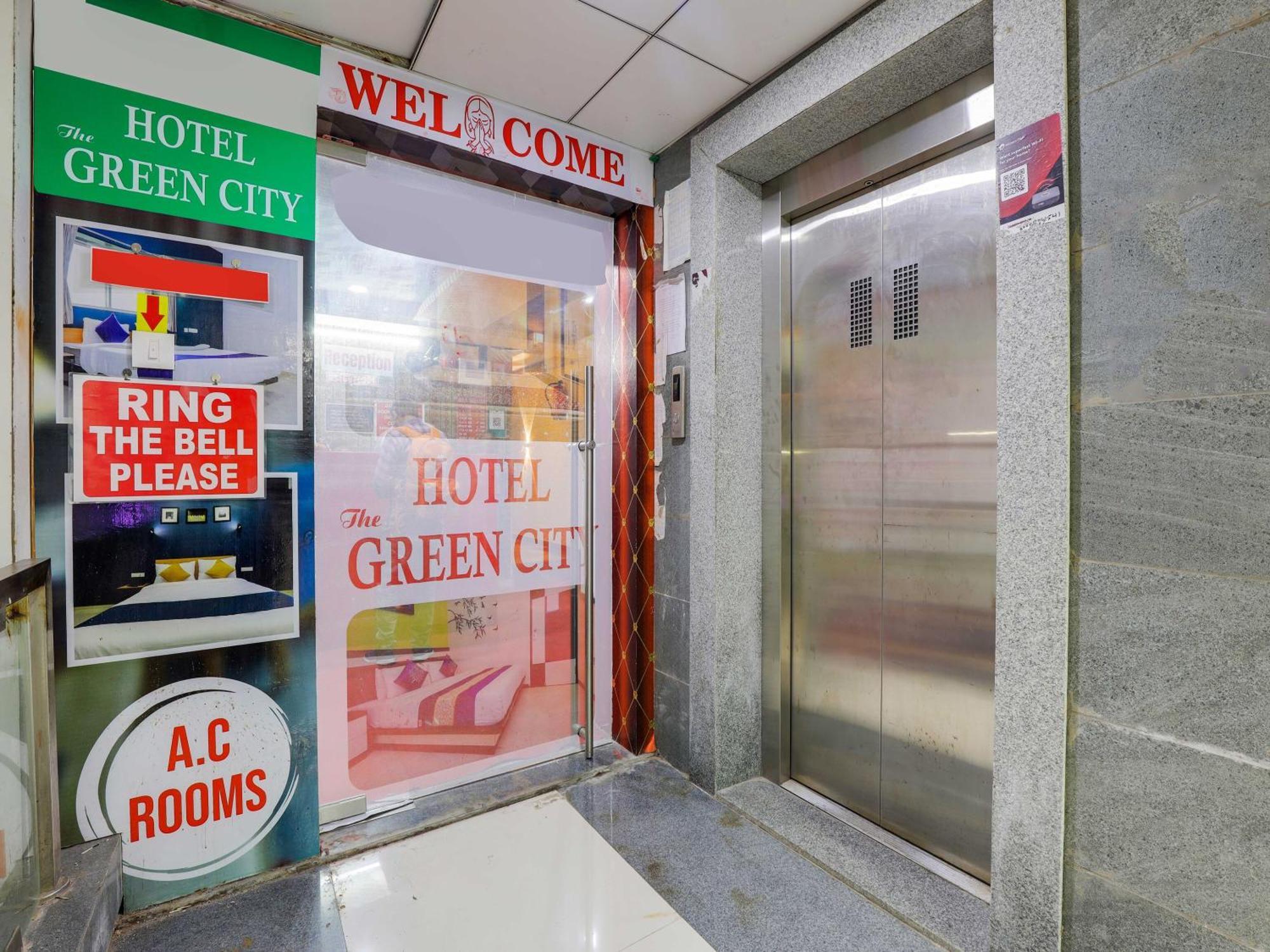 Hotel O Green City Surat Dış mekan fotoğraf