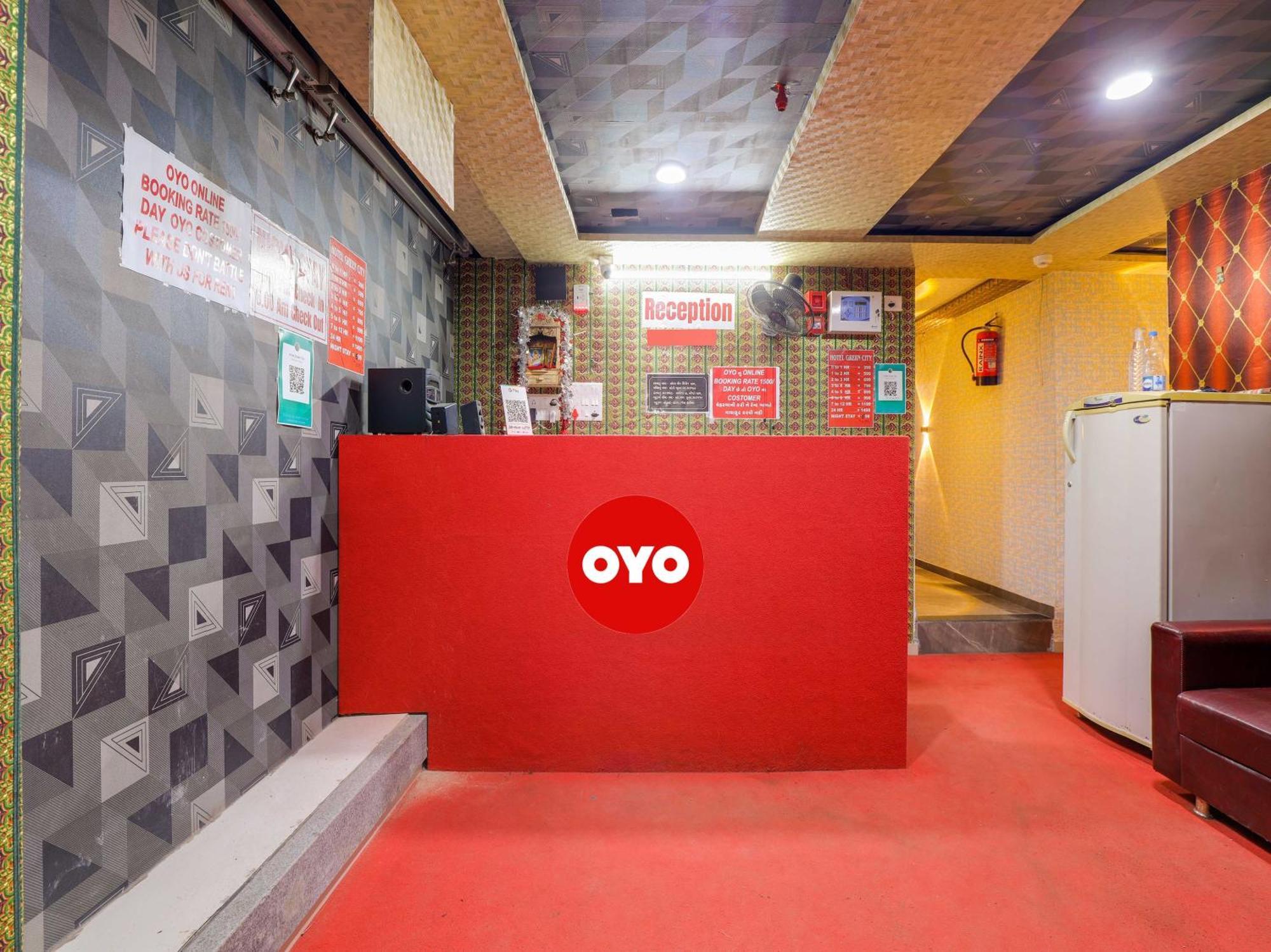 Hotel O Green City Surat Dış mekan fotoğraf